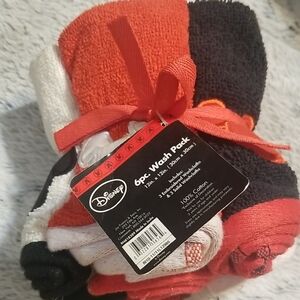 DISNEY MICKEY MOUSE 6-PC Wash Set, Manuf. J Franco & Sons, NWT
